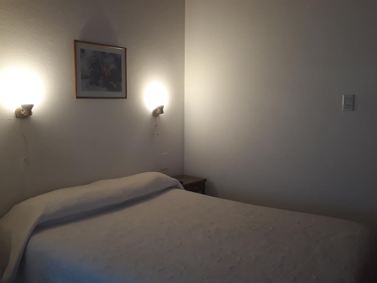 Hotel Yanco 玛德琳港 外观 照片