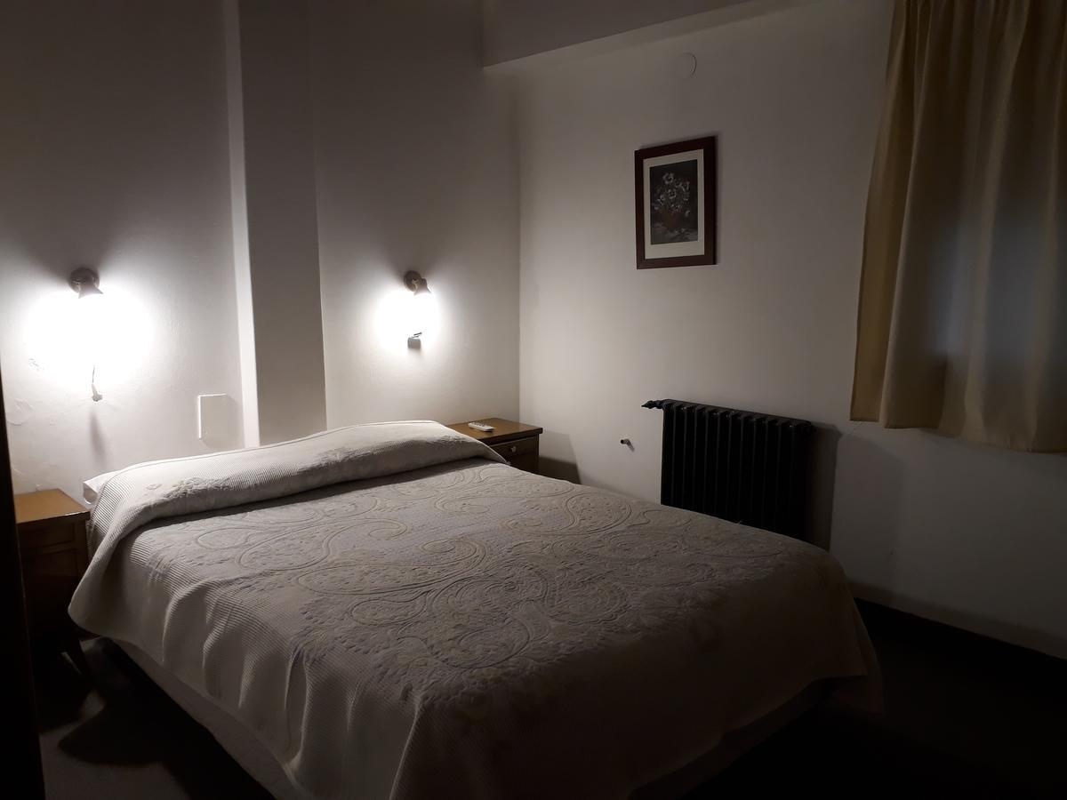 Hotel Yanco 玛德琳港 外观 照片