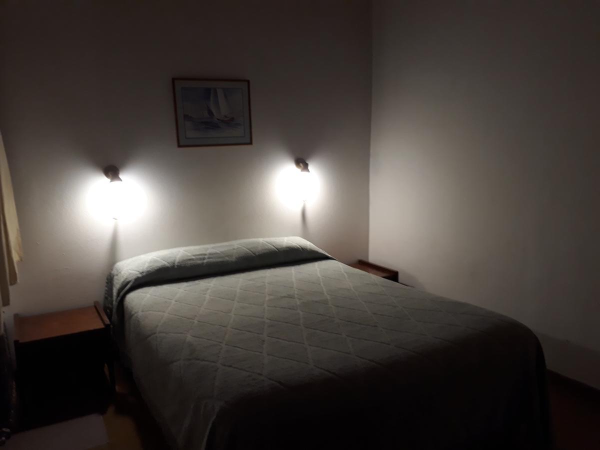 Hotel Yanco 玛德琳港 外观 照片